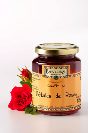 Préparation aux Pétales de Rose