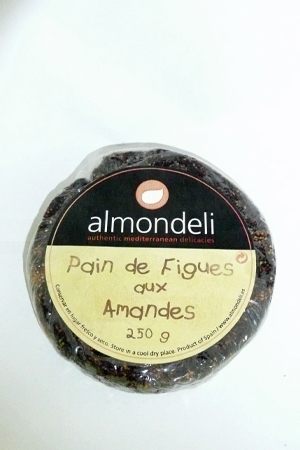Pain de Figues aux Amandes