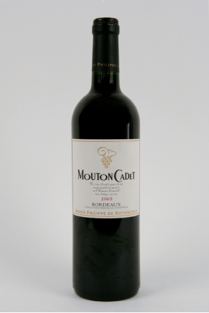 Bordeaux Mouton Cadet Rouge Baron Philippe de Rothschild